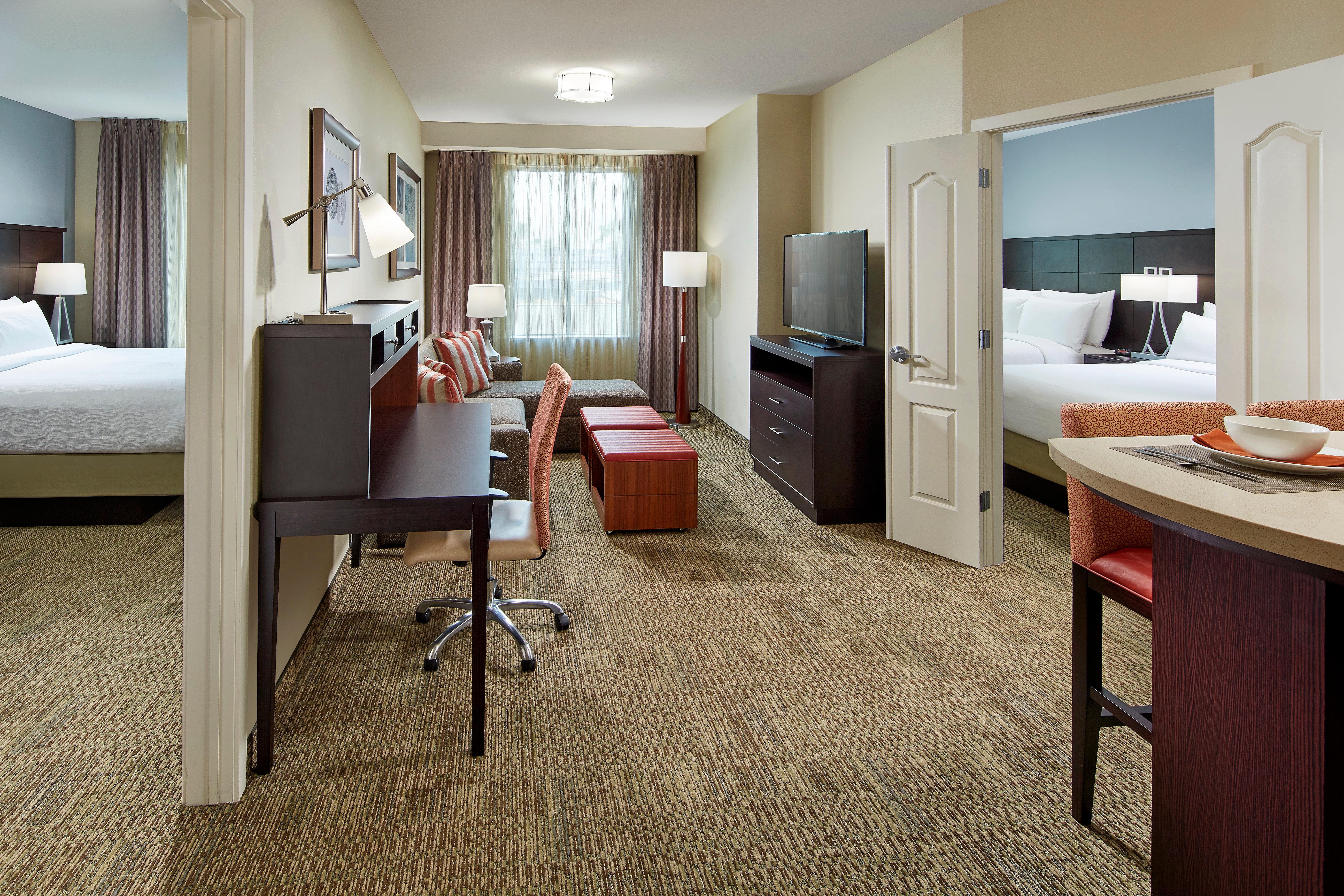 Staybridge Suites Anaheim At The Park By Ihg Bagian luar foto