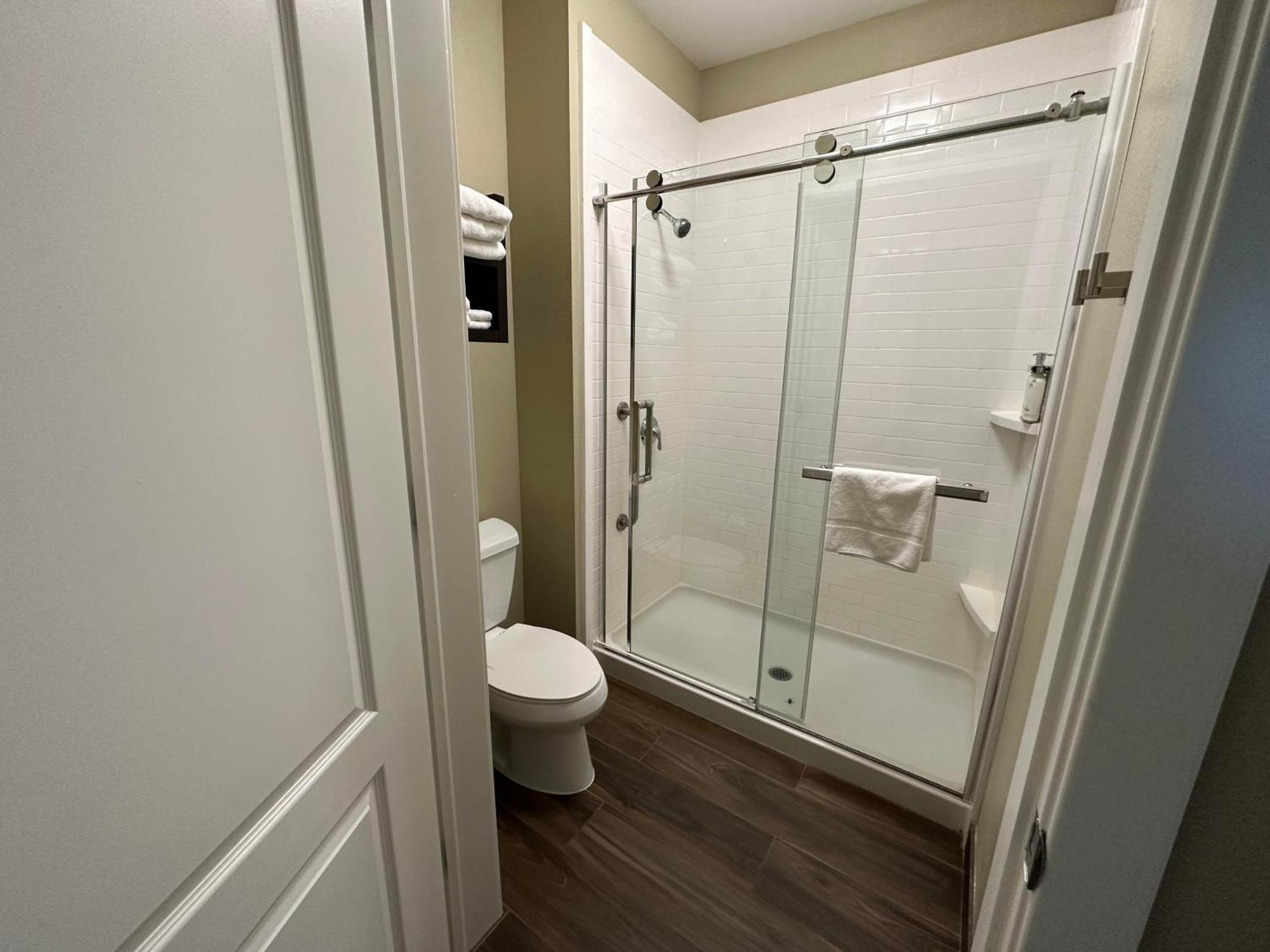 Staybridge Suites Anaheim At The Park By Ihg Bagian luar foto